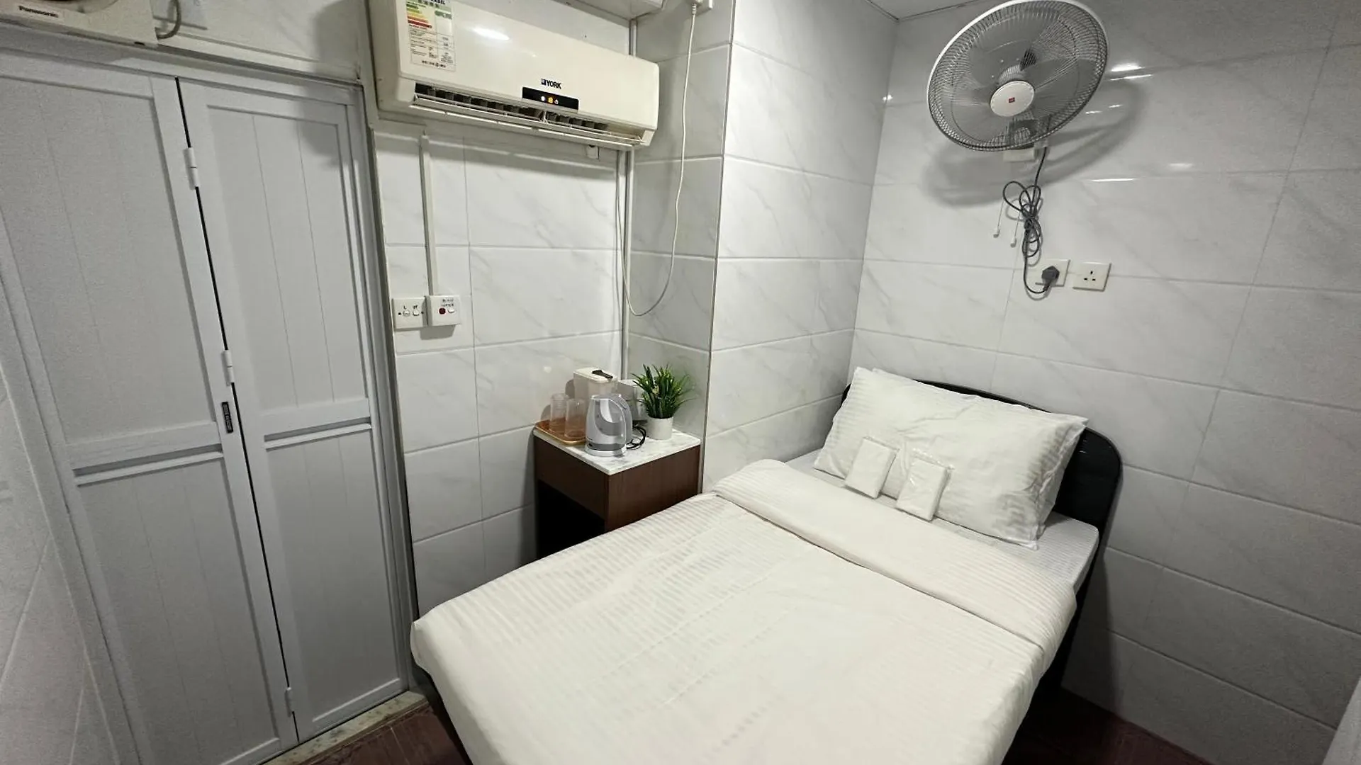 Mandarin Guest House Гонконг