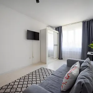 https://1-almaty-8.hotels-of-almaty.com