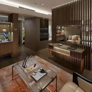 Отель The Landmark Mandarin Oriental, Гонконг