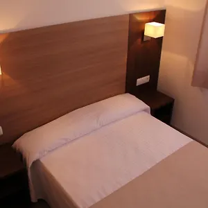 hotel-victoria.catalonia-hotels.com/