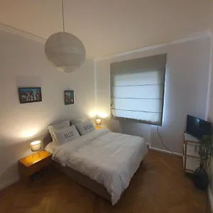 https://vernisazh.alltbilisihotels.com